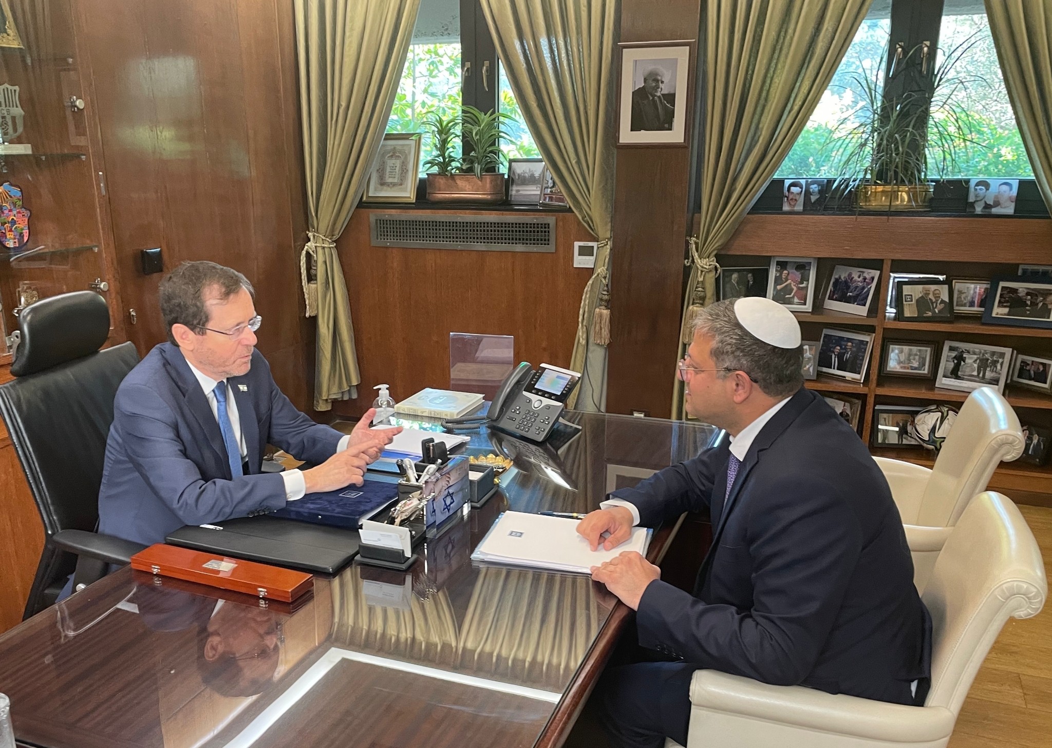 הנשיא הרצוג לבן גביר: "בעולם חוששים מהממשלה החדשה"
