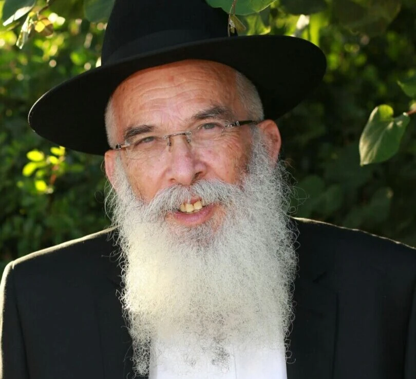 מה כתב הרב הראשי על הרב שטרנברג זצ"ל לפני כ-35 שנה?