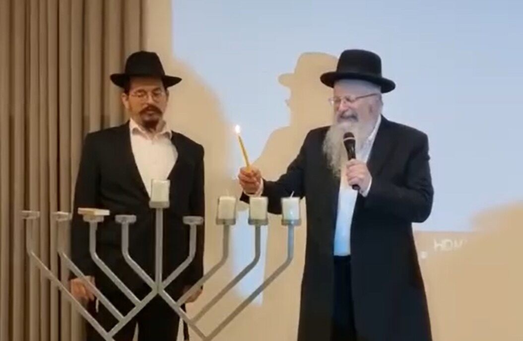"אתן הגיבורות של עם ישראל": חברות הכנסת נפגשו עם ניצולות יד לאחים