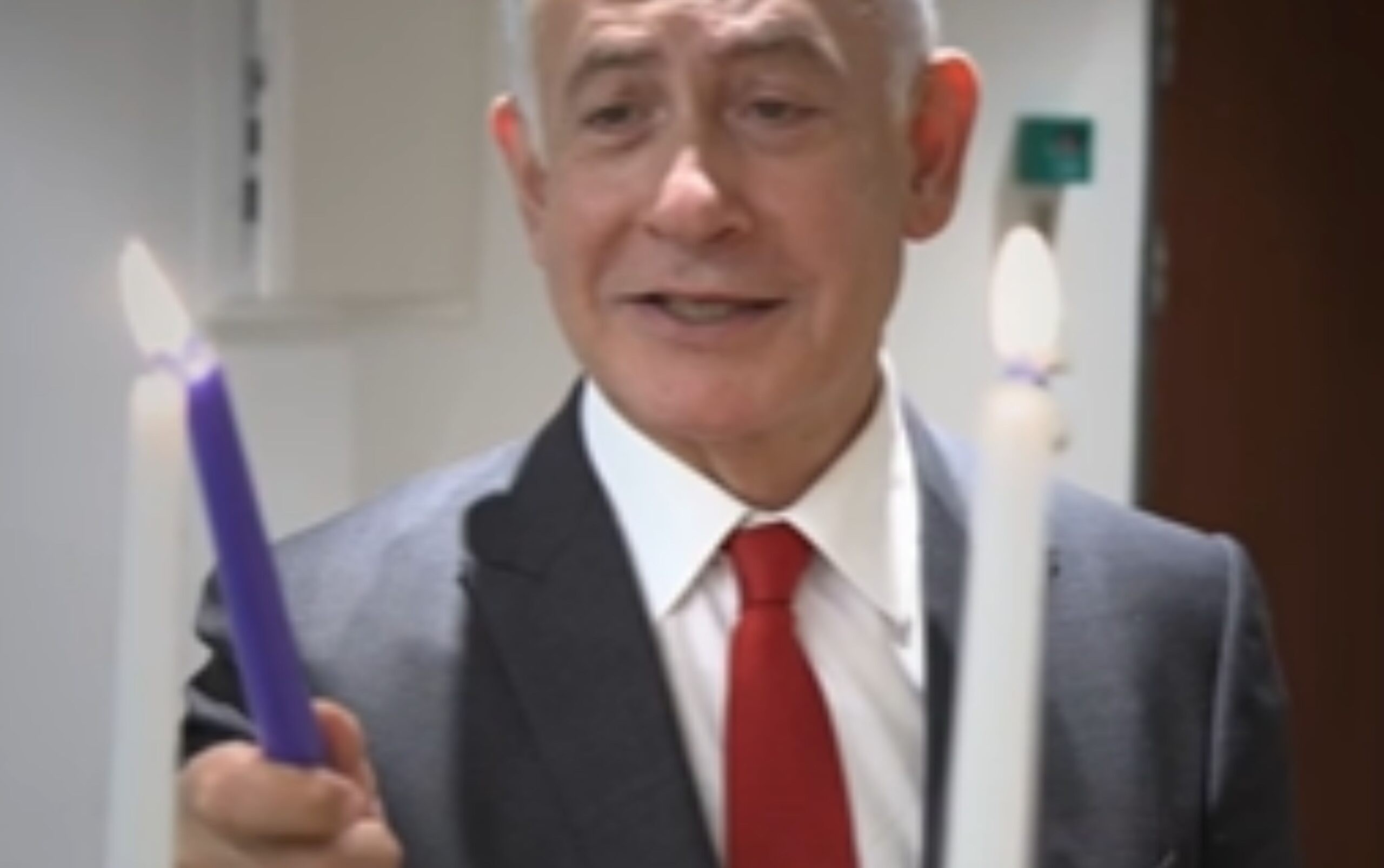 "נס גדול היה פה": רה"מ המיועד בהדלקת נר ראשון של חנוכה