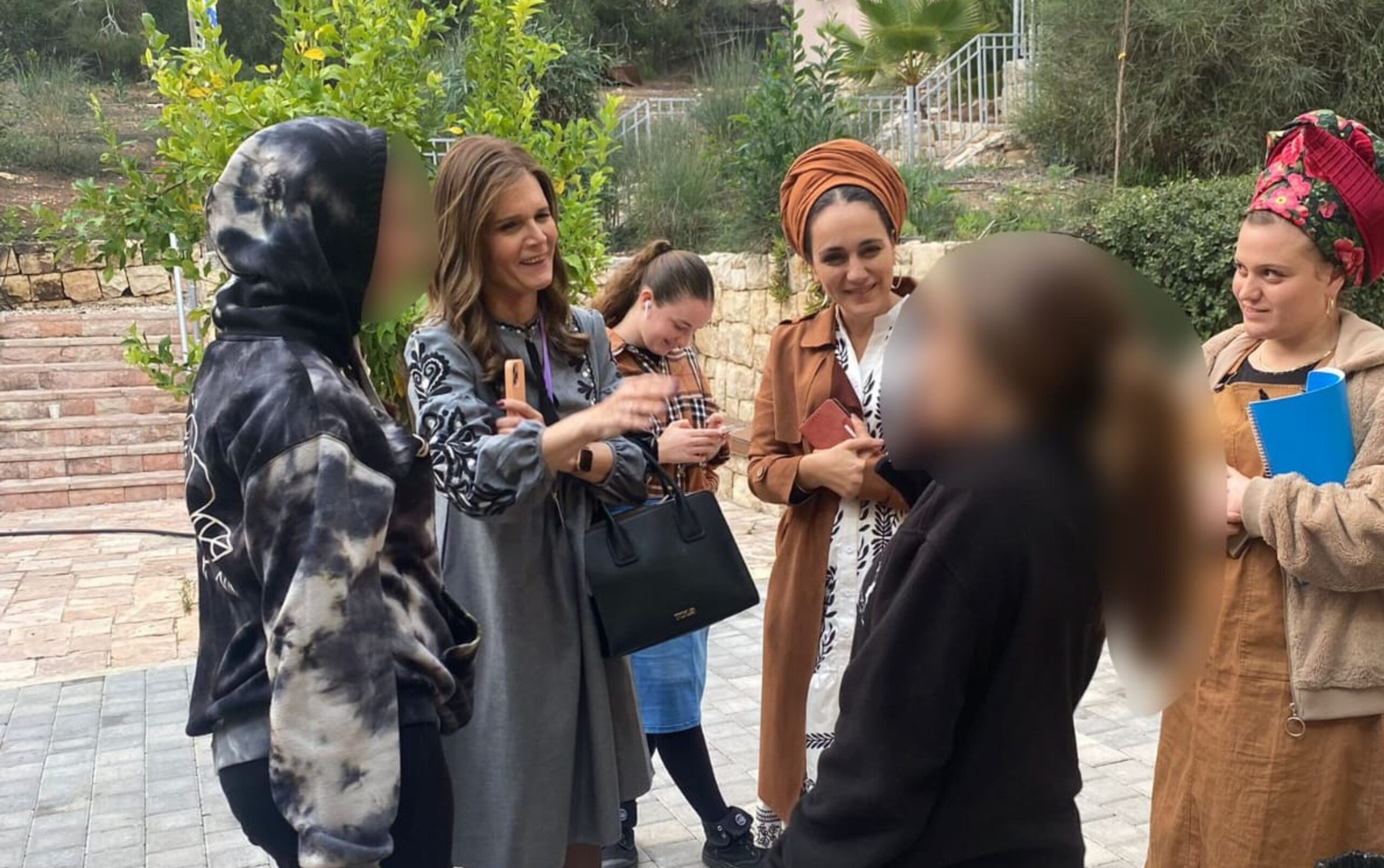 עקב תלונות של הורי הנערות: הח"כים מהימין ביקרו במוסד "מסילה"