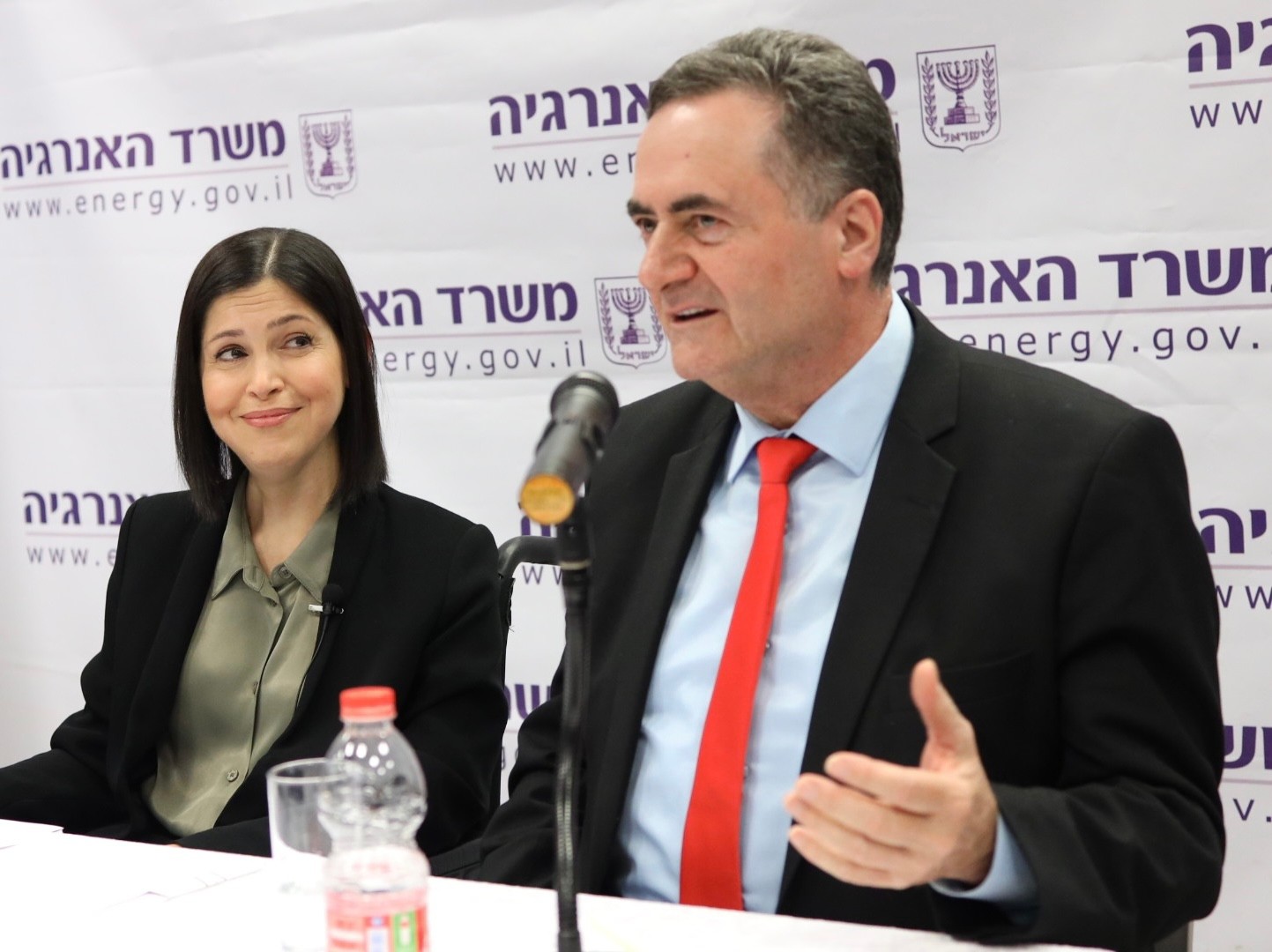 "שומע את כולם ומגבש מדיניות": ישראל כ"ץ נכנס לתפקידו החדש