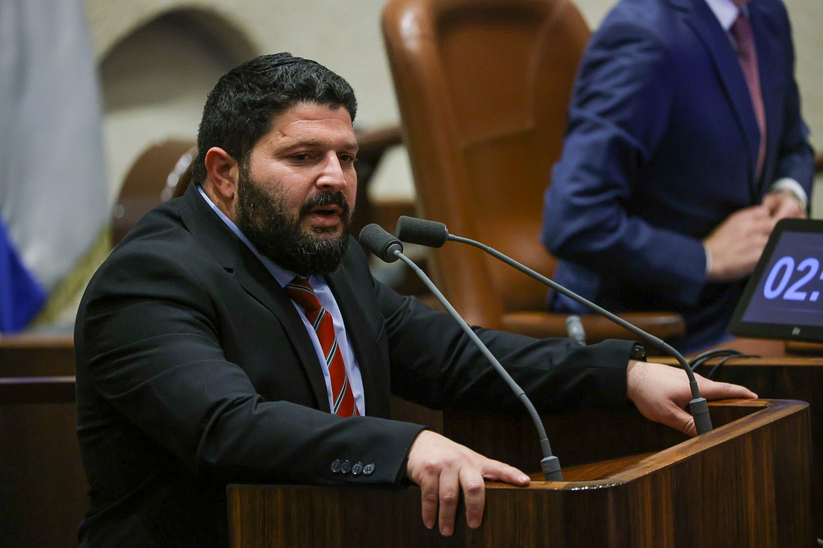 אלמוג כהן: "על הפרת ההסכם צריכה להיות תשובה אחת, אדמה"