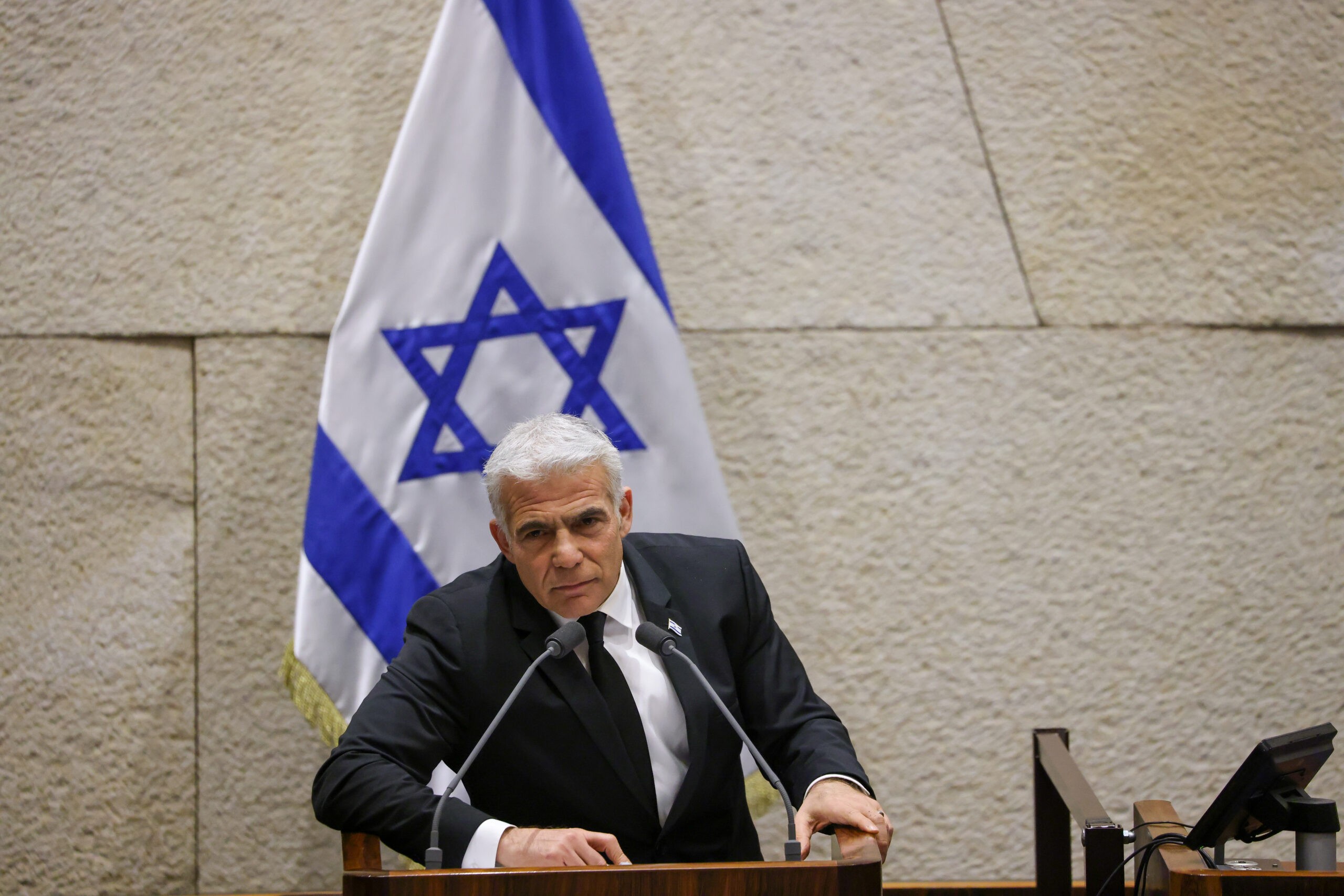 ראש האופוזיציה יאיר לפיד בכנסת | צילום: נועם מושקוביץ, דוברות הכנסת