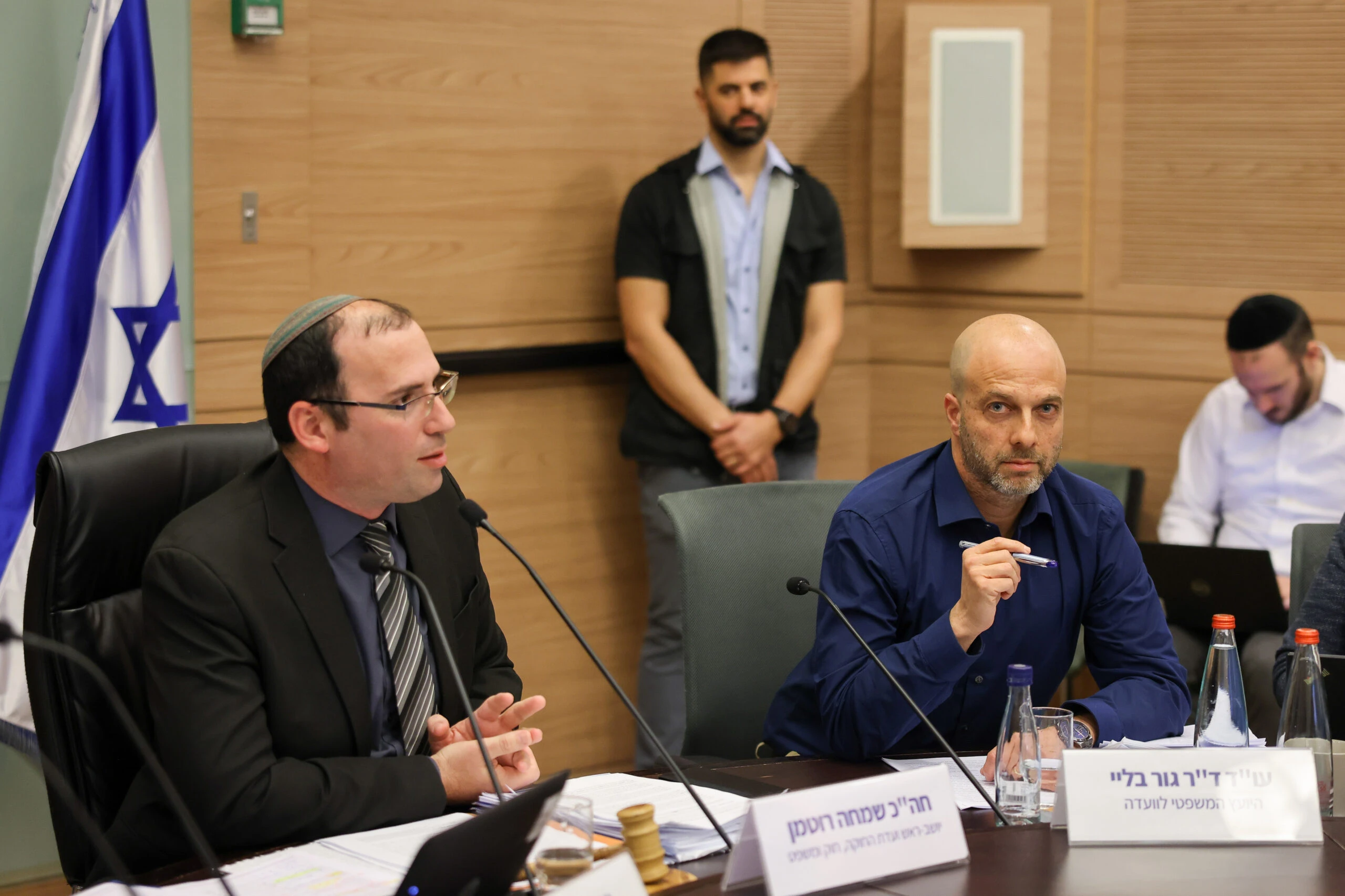 רוטמן לאופוזיציה בוועדת החוקה: "אתם רוצים לשרוף מדינה כי הפסדתם בבחירות"