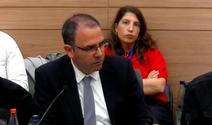 מטענות לניגוד עניינים ועד למאבק ברפורמה: מי הוא המשנה ליועמ"ש גיל לימון?