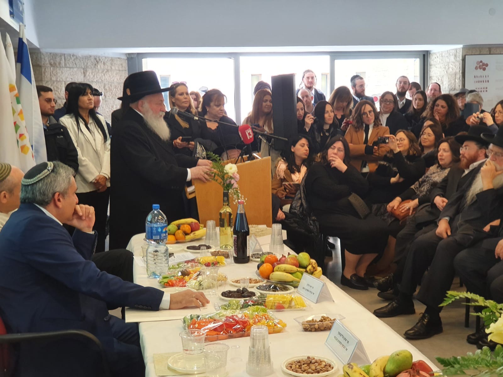 ההבטחה של שר הבינוי יצחק גולדקנופף לחיילים משוחררים ולאברכים
