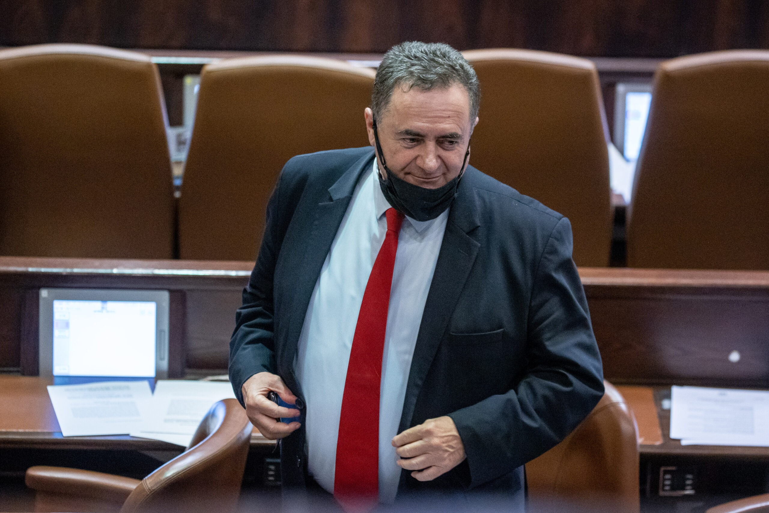 "מצפים לך בקהיר": המכתב שקיבל שר האנרגיה כ"ץ ממצרים