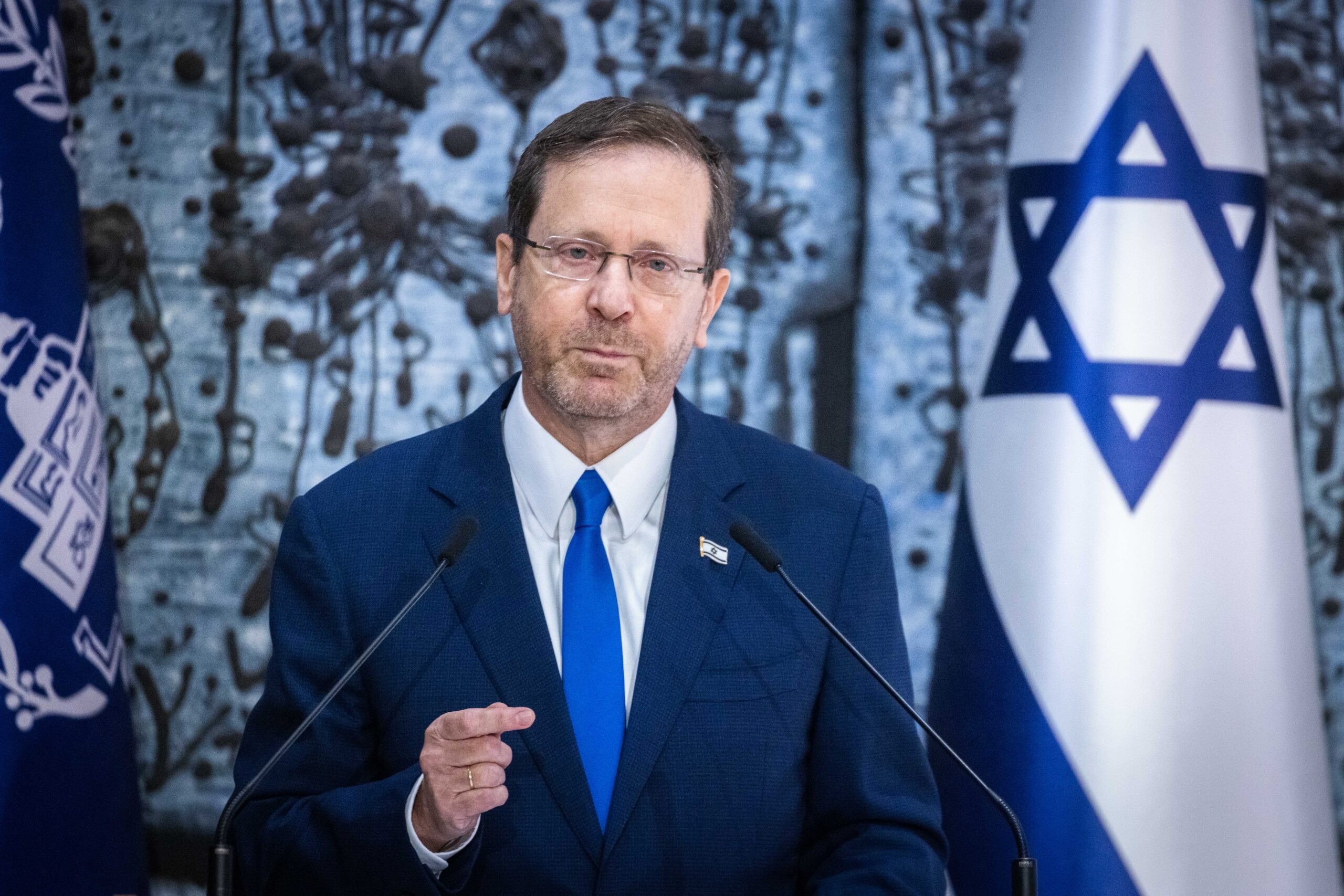 "הדאגות והחרדות לא נעלמות מעיניי". צילום: אוליביה פיטוסי, פלאש90