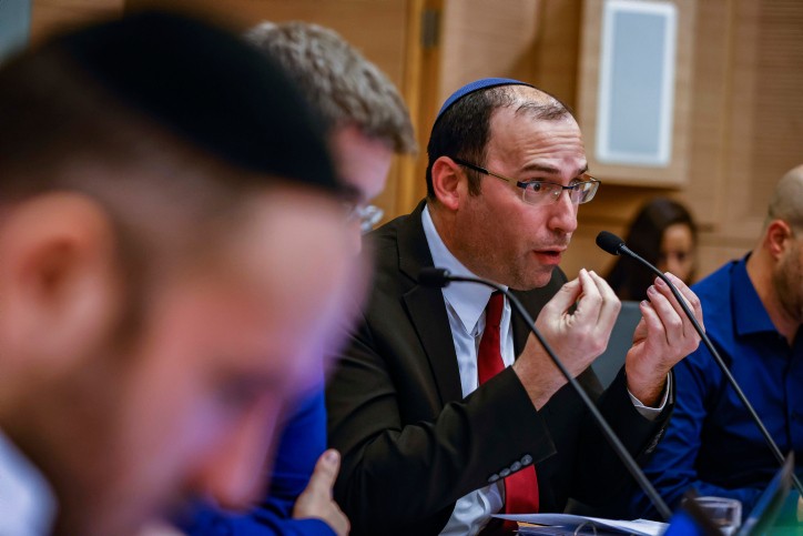העיתונאי הימני שאל את ח"כ רוטמן: "למה אתה שונא את עצמך?"