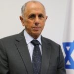 מנכ"ל חדש ימונה במשרד החינוך; מנכ"ל משרד האוצר יפרוש מתפקידו