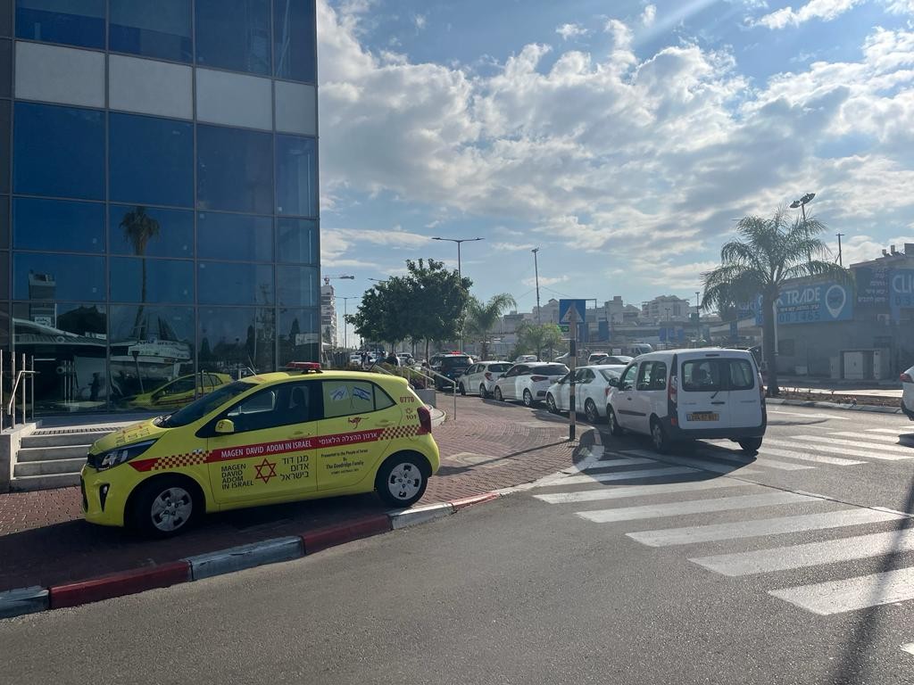 זירת הירי בראשון לציון | צילום: יוסי נאבול, תיעוד מבצעי מד"א