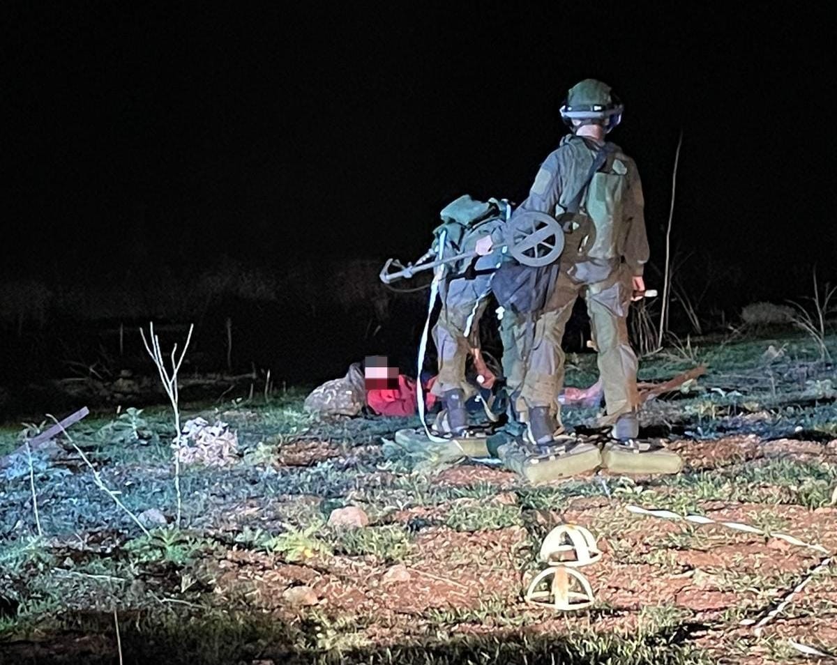 לאחר שעות של מו"מ: הנער שנכנס לשדה המוקשים ברמת הגולן חולץ בשלום