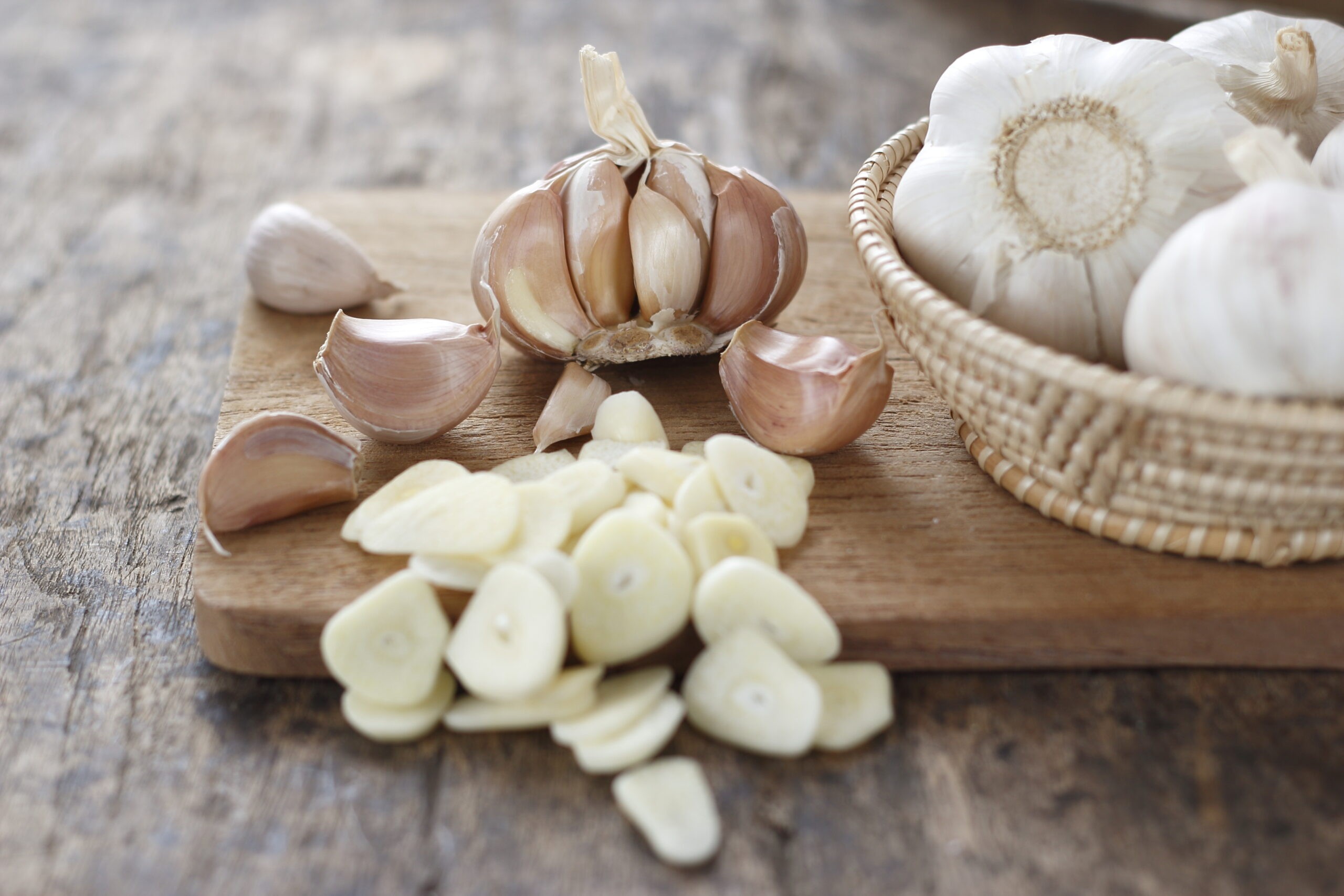 אל תדחפו אותם לאף: שיני שום | צילום: shutterstock