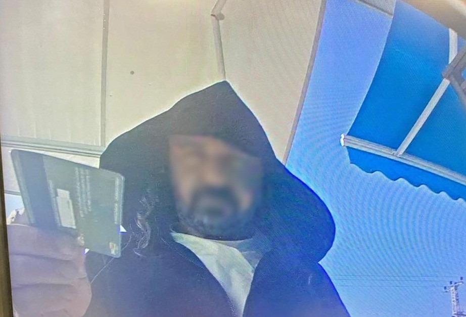 הונאה ארצית: כך נתפס תושב ב"ש שהתפרץ לרכבים וגרף עשרות אלפי שקלים |תיעוד