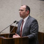 בניגוד לדיווחים: זו הסיבה שאח החטוף הוצא מוועדת החוקה