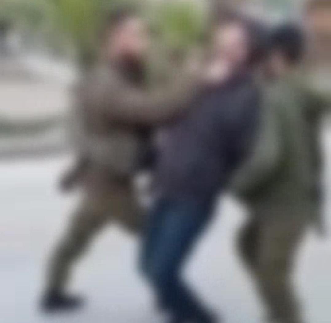 לוחם גולני הותקף על ידי ערבי בחברון, תקף אותו חזרה - ונשלח לכלא