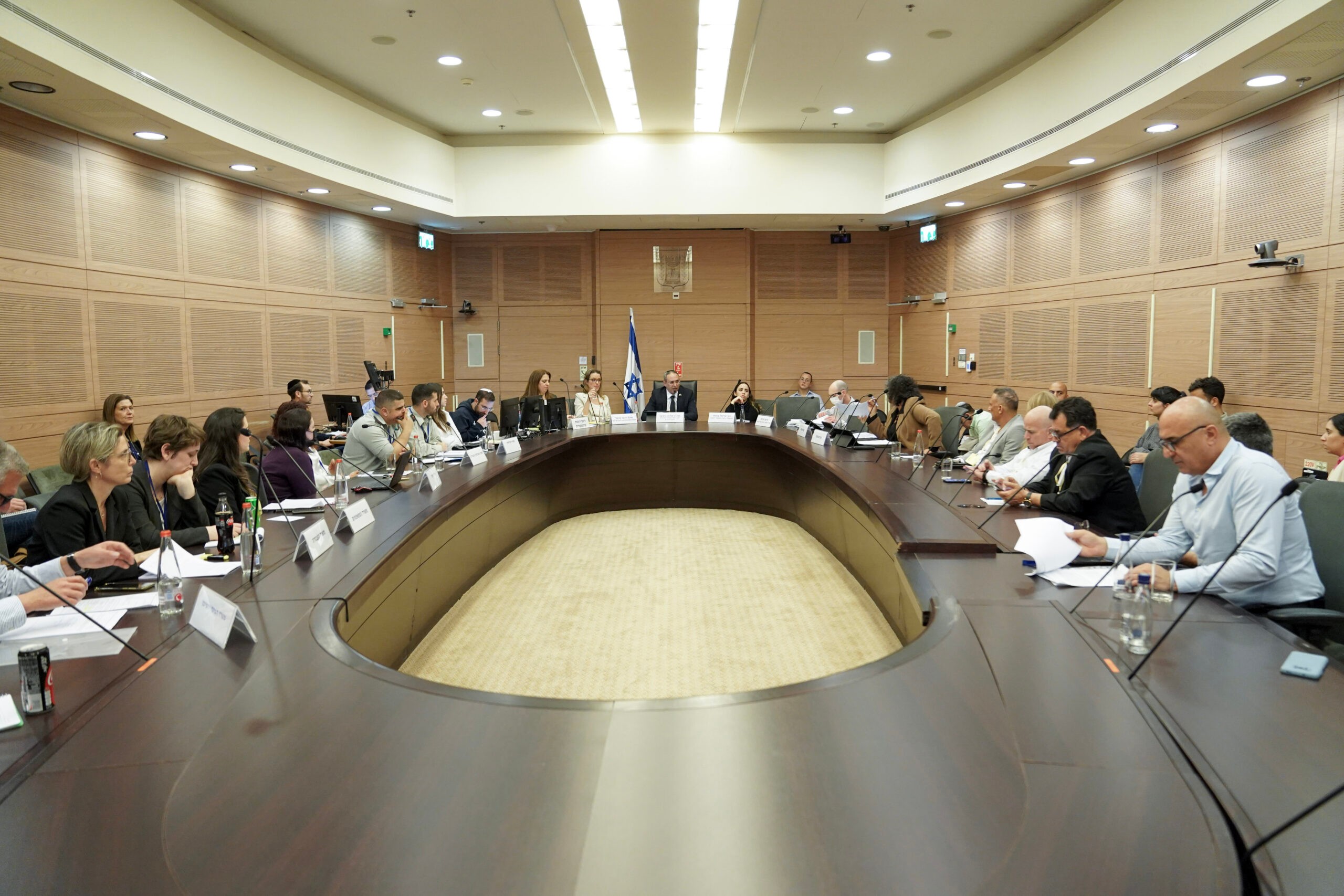 ראש ענף במתפ"ש מציג: המערכת המקוונת לחיבור מעסיקים לפועלים מהרש"פ