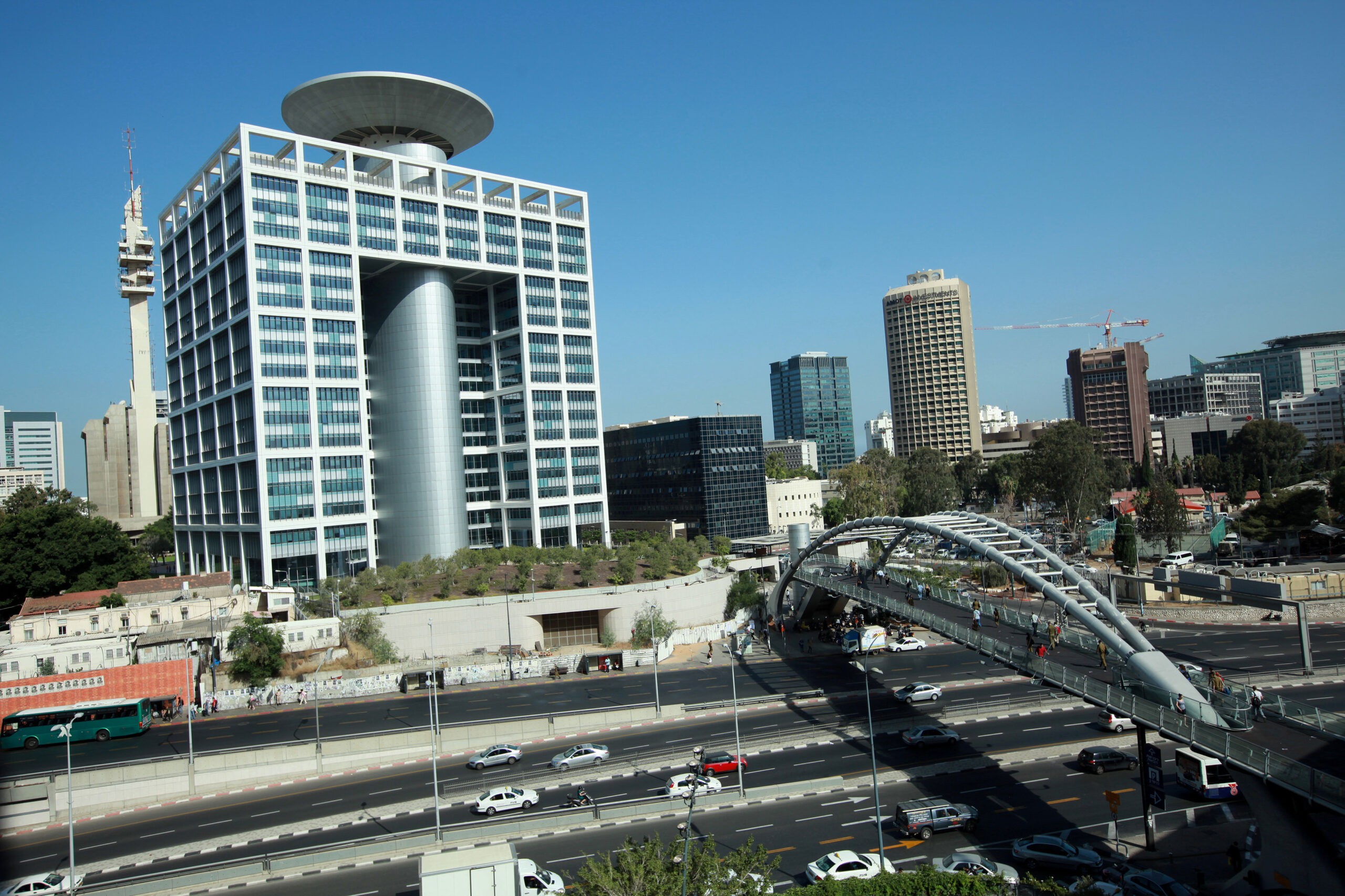 משרד הביטחון הודיע: 26 חברות החשודות בניהול קרטל - יושעו באופן מיידי