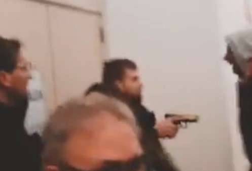מחיר האנטשמיות: שגרירת ישראל בספרד הותקפה ע"י פעילי BDS | צפו