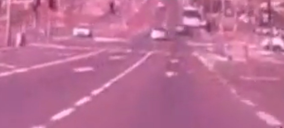 קשה לצפייה: תיעוד הפיגוע הרצחני בתחנת האוטובוס בירושלים | צפו