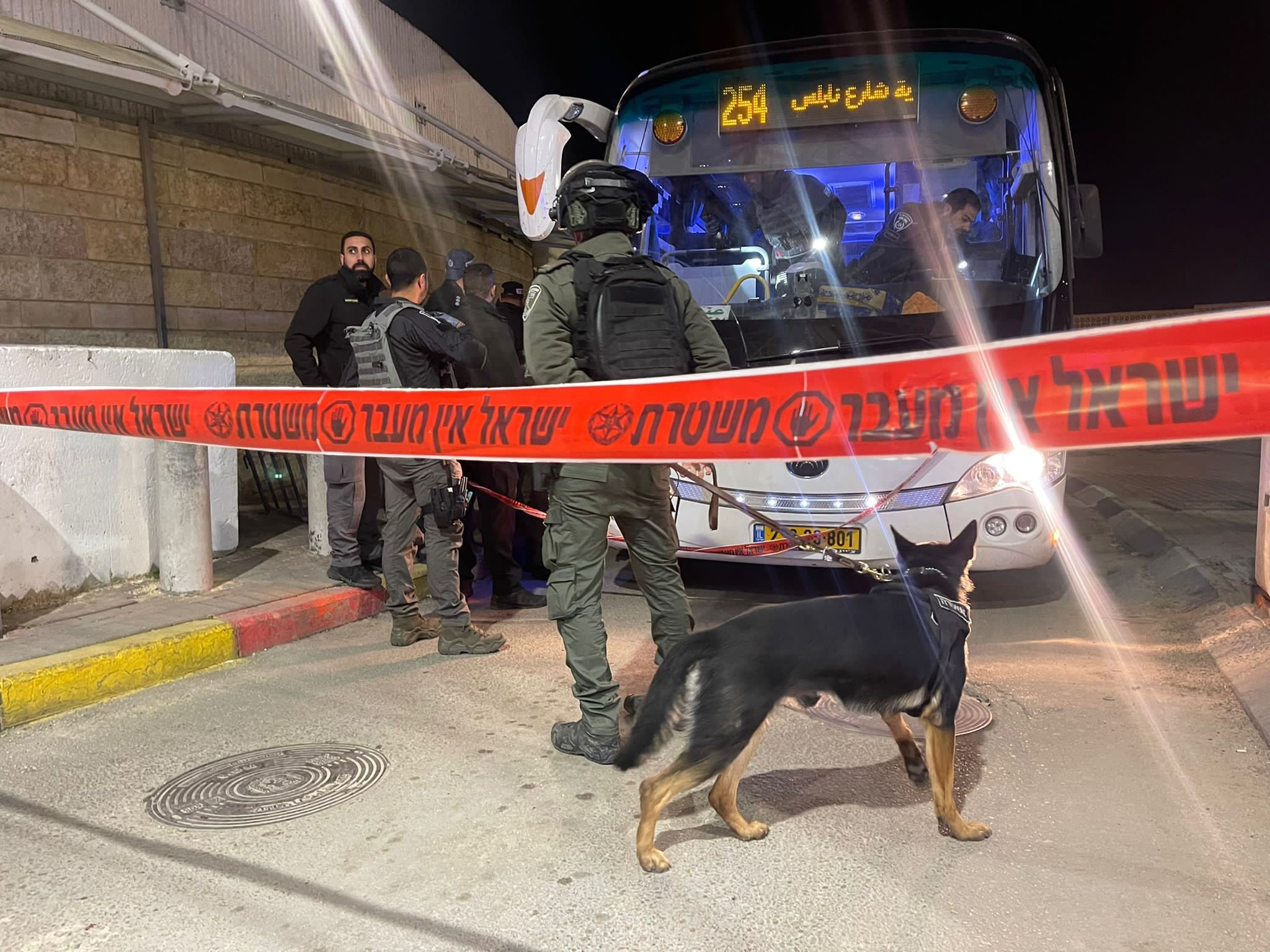 משליפת הסכין ועד מותו של אסיל סואעד הי"ד: כך אירע הפיגוע במחסום שועפט