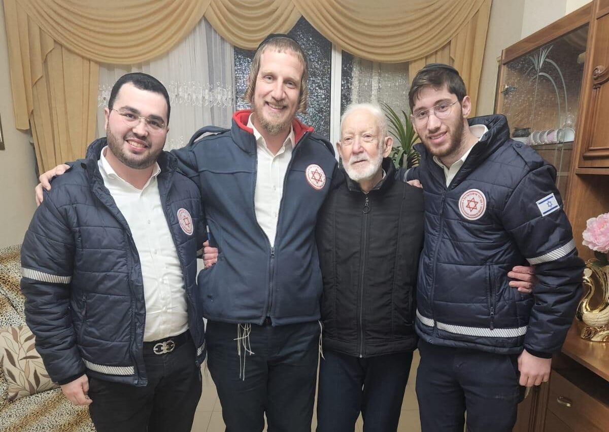 נס: מטויי בן ה-90 התמוטט באולם אירועים וניצל בזכות המפעם