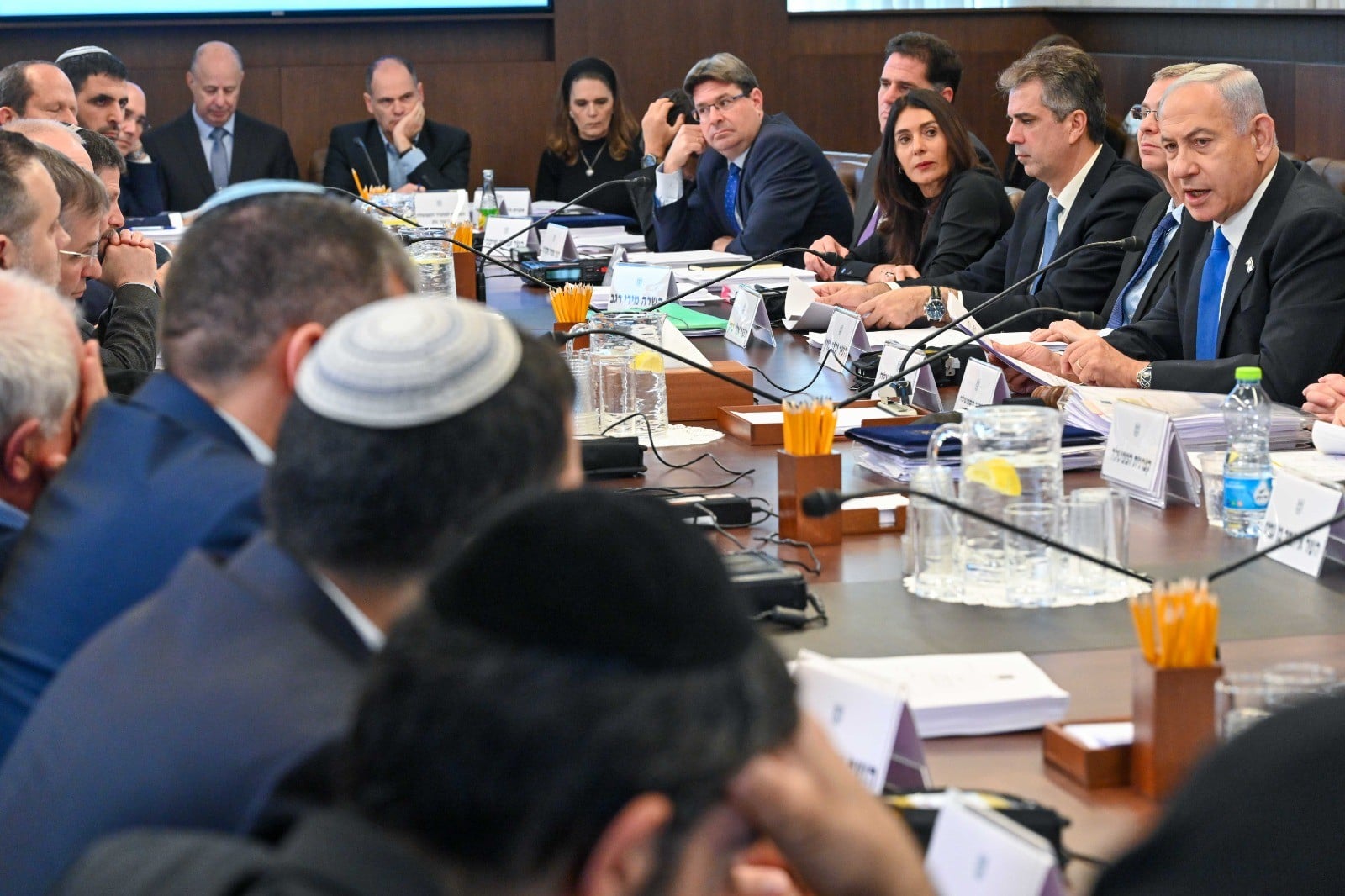 בצל המתיחות: היועמ"שית גלי בהרב-מיארה הגיעה לראשונה לישיבת ממשלה