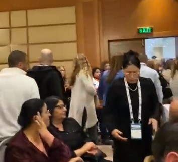 "אם לא פחדתם, תפחדו יותר": השר נאם בכנס החינוך ועורר סערה | צפו