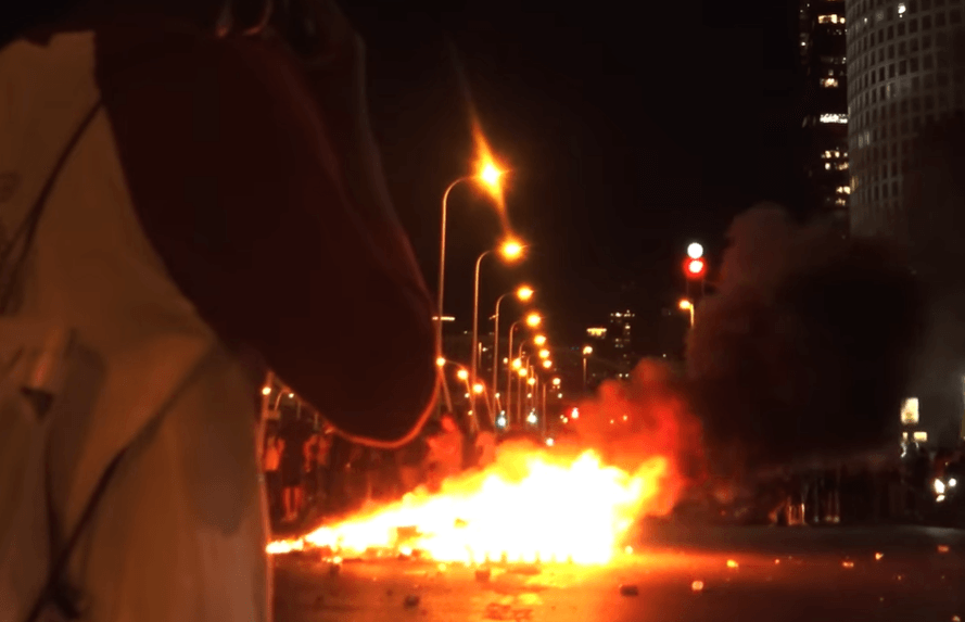 "עד מתי נהרוג אחד את השני?": הזמר והיוצר האהוב במסר חשוב לעם ישראל