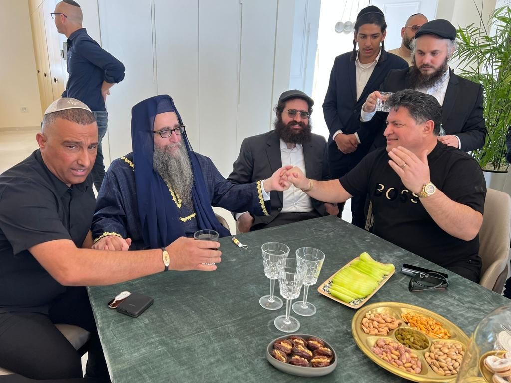 "מספיק עם המחלוקות": הרב פינטו מסר 30 שיעורי תורה בישראל ב-48 שעות