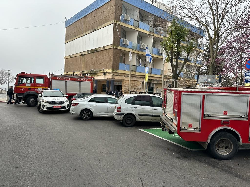 צפת: חשד להצתה בלשכת ראש העיר - תושב העיר נעצר