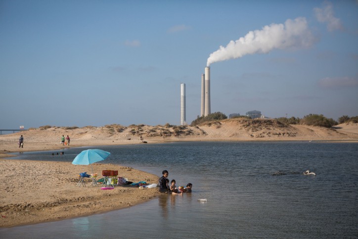 בניגוד לחוק אוויר נקי: תחנות הכוח המזהמות ביותר יתחילו לפעול בארץ