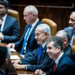 מתקרבים להכרעה? גלנט נפגש הערב עם דרעי – על הפרק: השארתו במשרד הביטחון