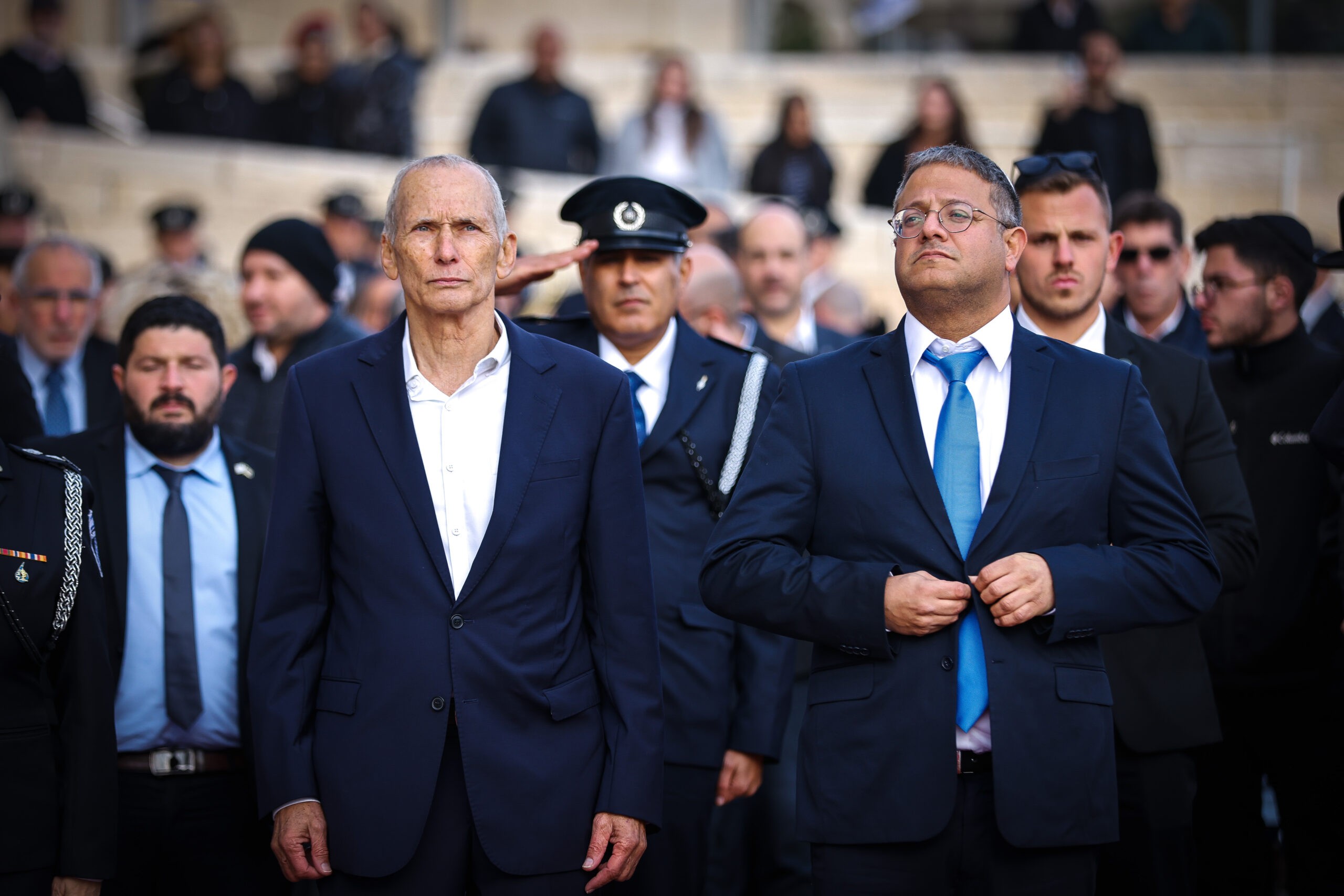 שר הבט"פ לשעבר מתפוצץ בטוויטר: "בן גביר נער גבעות מסוכן, חסר כל מושג"