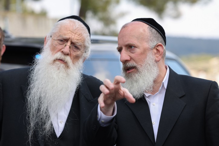הפרויקטור הממונה יוסי דייטש ושר ירושלים ומסורת ישראל, מאיר פרוש | קרדיט: דוד כהן, פלאש 90