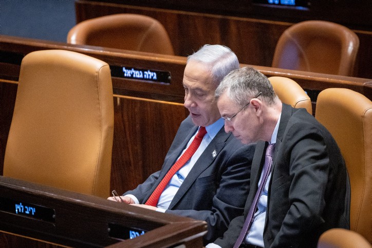 רה"מ נתניהו ושר המשפטים לוין | צילום: יונתן זינדל, פלאש 90