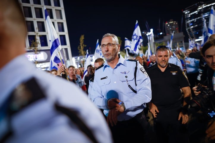 ניצב בדימוס עמי אשד בהפגנות השמאל בקפלן, ארכיון | צילום: אריק מרמור פלאש 90