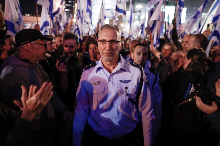 ניצב בדימוס עמי אשד בהפגנות השמאל בקפלן, ארכיון | צילום: אריק מרמור פלאש 90