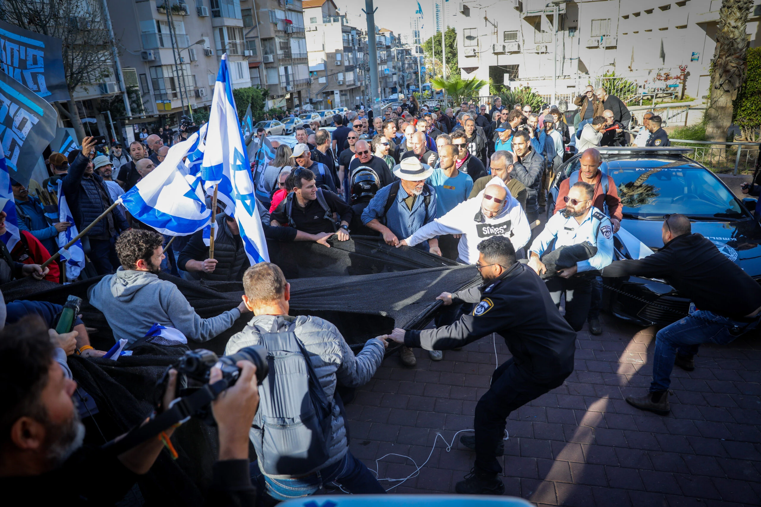 תקדימי: מפגין מחאה שוחרר בגלל שהוא חסם "קצת" את הכביש
