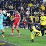 בעשרה שחקנים: הפועל ת"א הדהימה 1:3 את בית"ר י-ם בטדי