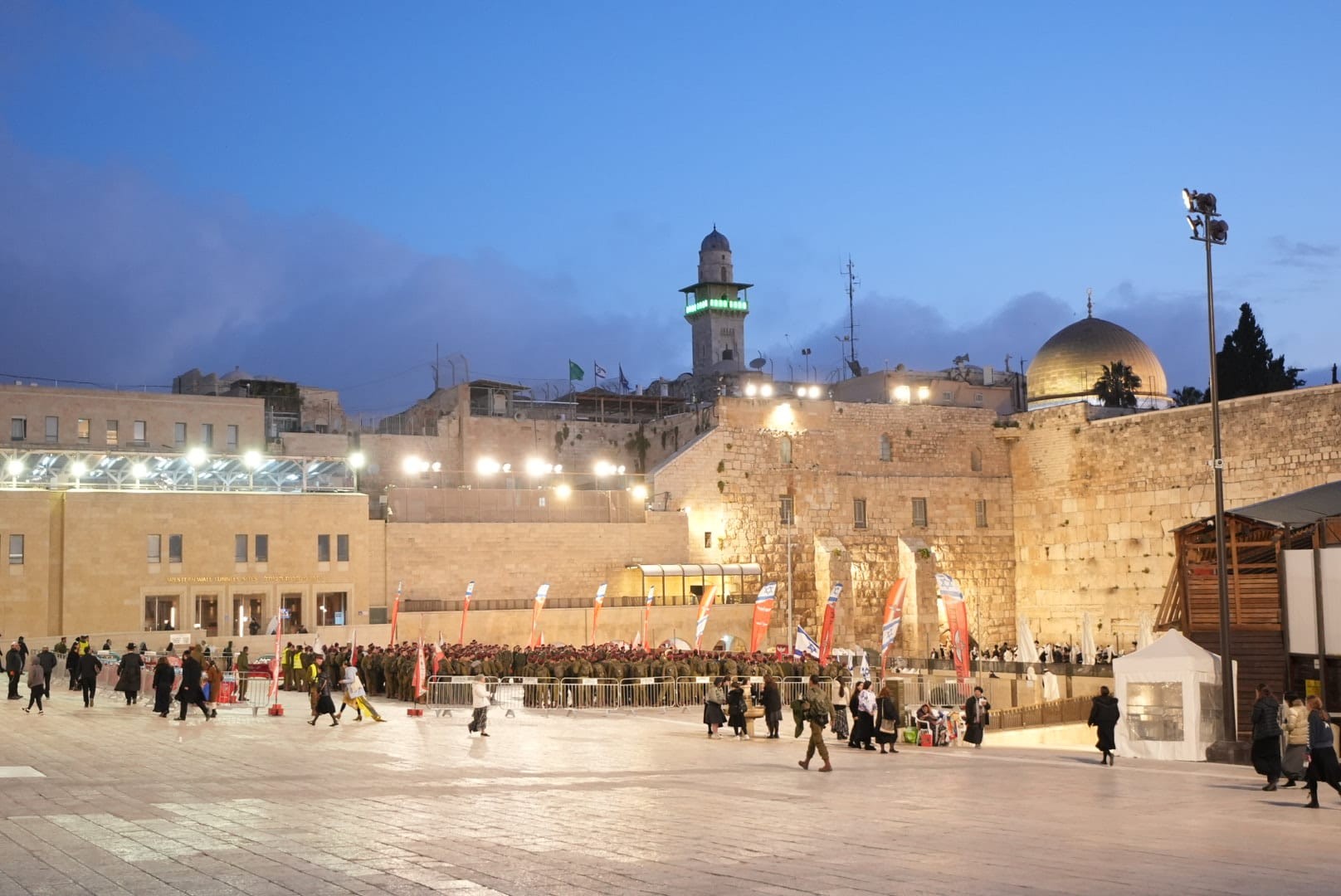 המאבק נגד נשות הכותל הרפורמיות: עשרות רבנים בקריאה לציבור