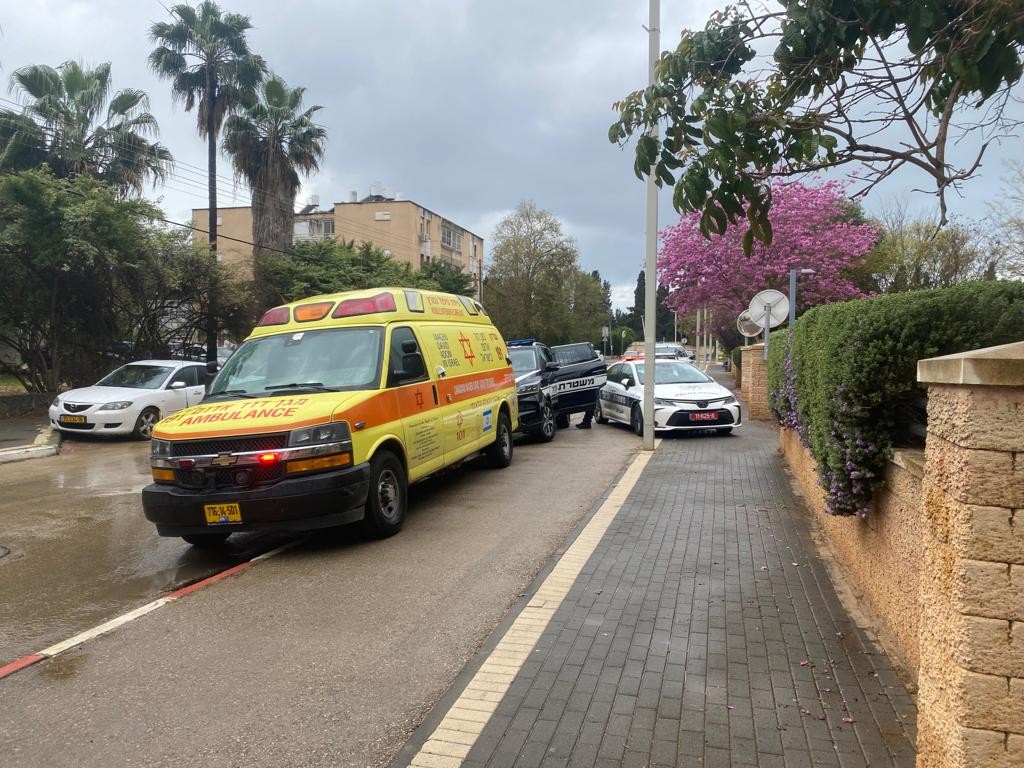 בת 50 נמצאה ללא רוח חיים פרדס חנה; בעלה לשעבר עוכב לחקירה