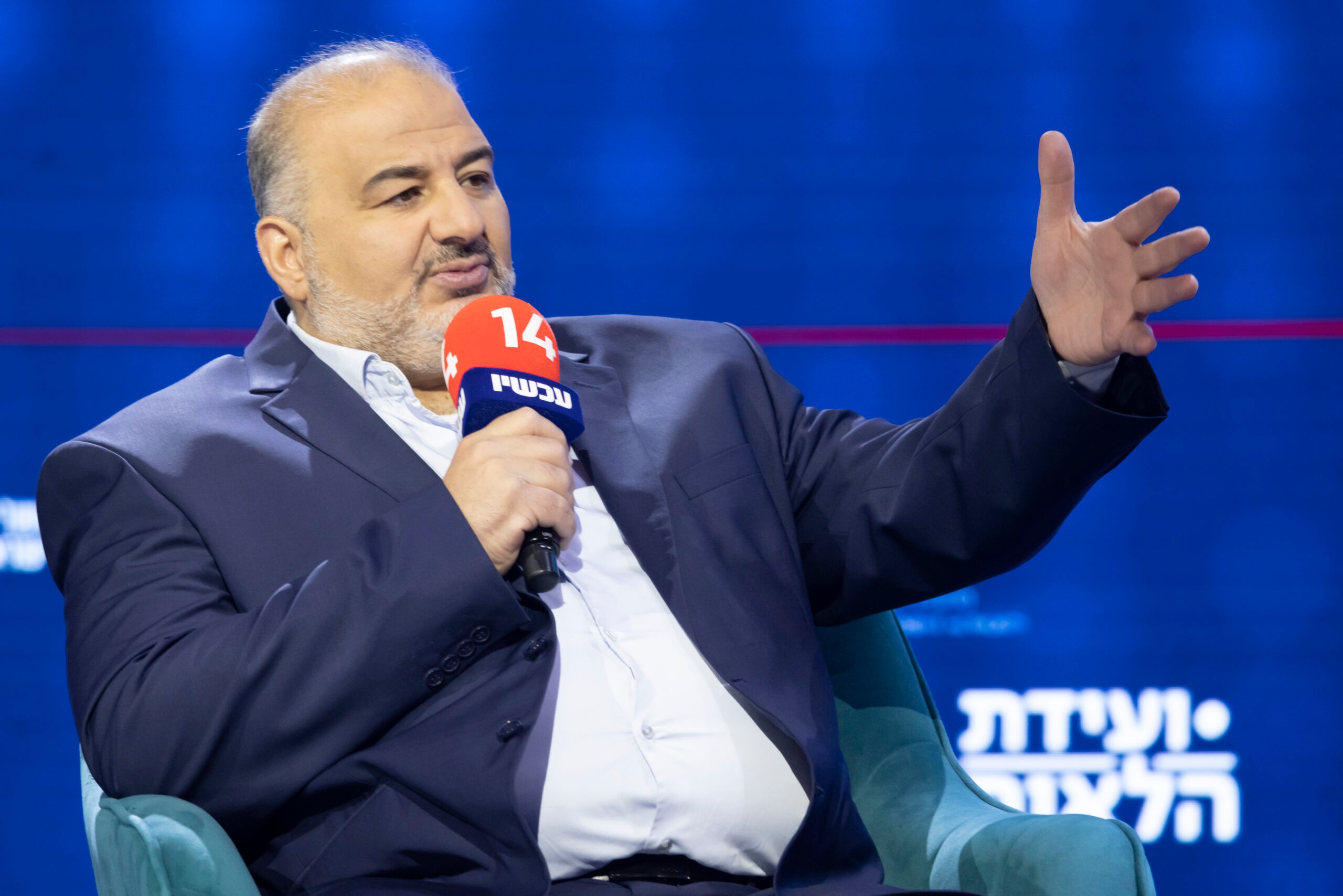 הצהרה מפתיעה: האם עבאס בדרך לממשלת הימין?