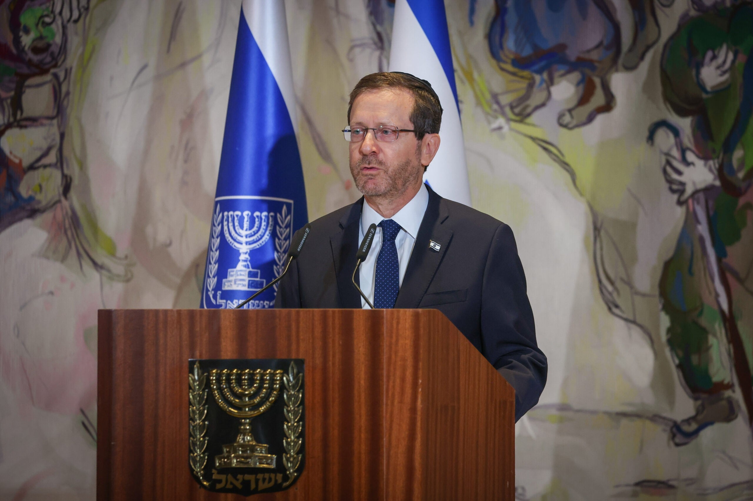 על גבול איראן: הנשיא יצחק הרצוג ימריא השבוע לביקור באזרבייג'ן