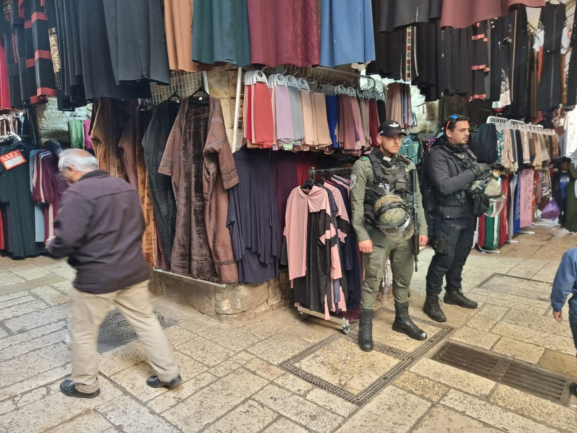 במהלך החג: המשטרה סיכלה פיגוע דקירה בעיר העתיקה בירושלים