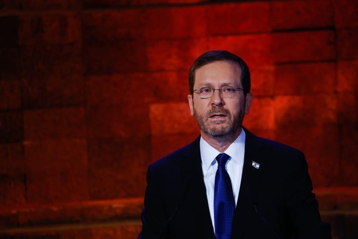 הערב במהדורה: הרצוג משיב לטענות לפיהן המתווה שהציע החמיר את הקרע בעם