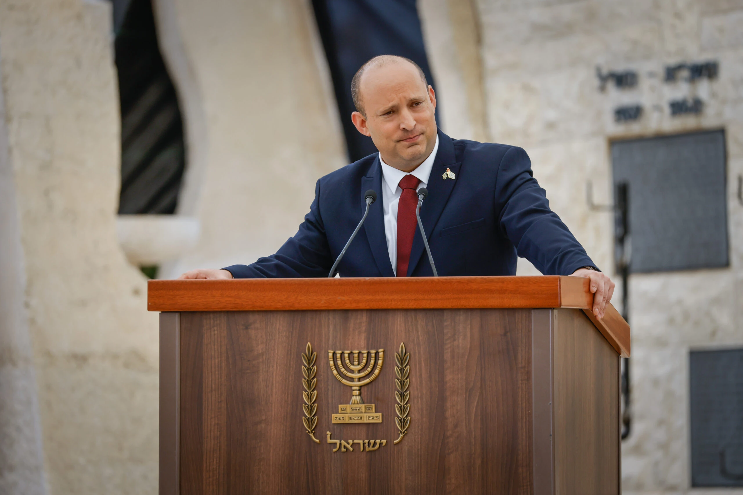הח"כ מהליכוד דורש מנפתלי בנט לחשוף את התיק הרפואי שלו