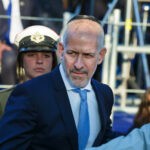 הממשלה תתכנס מחר להצביע על פיטוריו של רונן בר