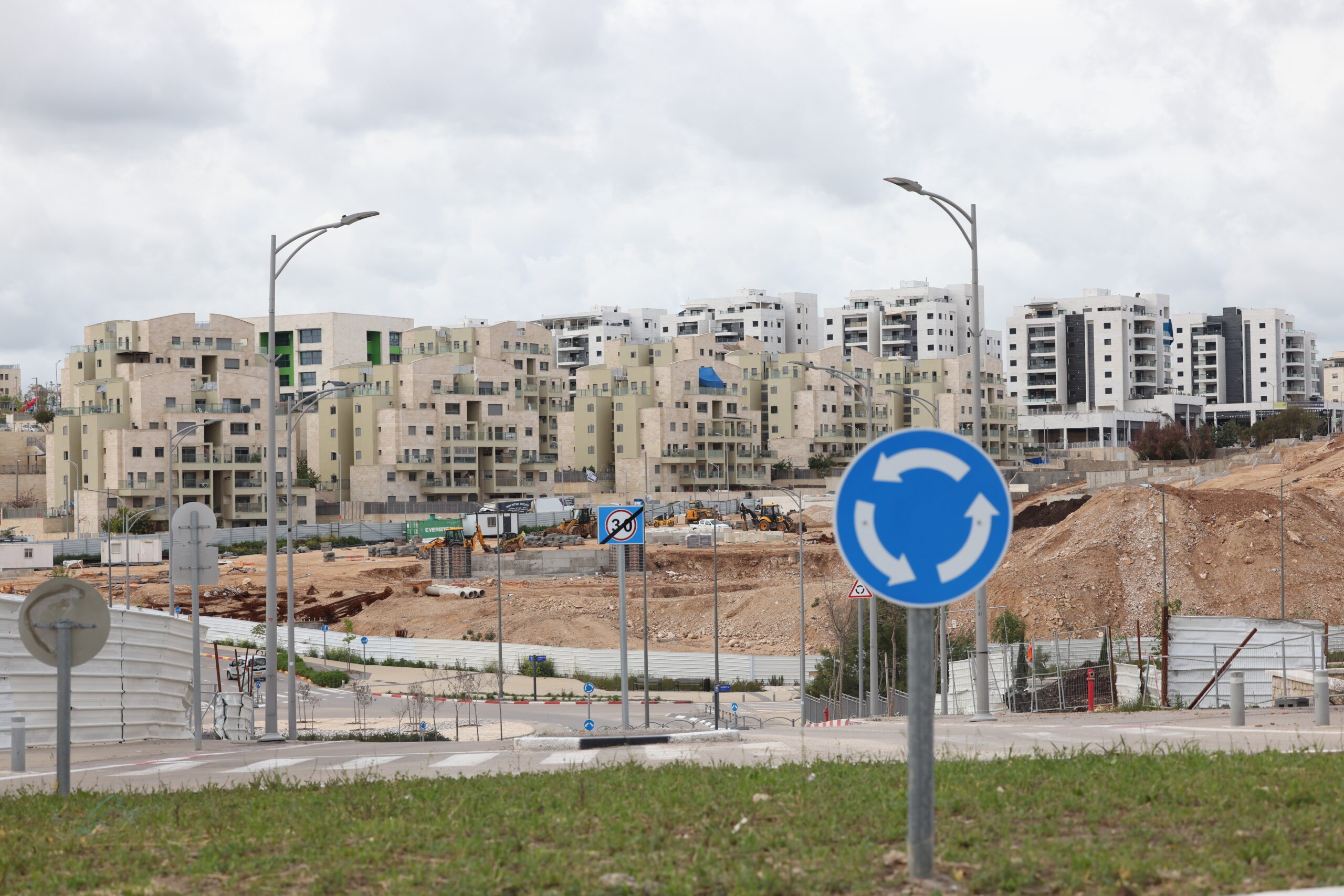 ראש ארגון פשיעה מהצפון, קבלן ומהנדס נעצרו בחשד לסחיטה באיומים